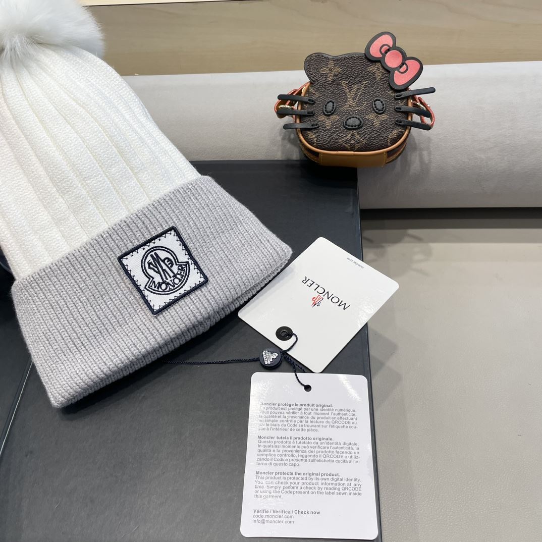 Moncler Caps